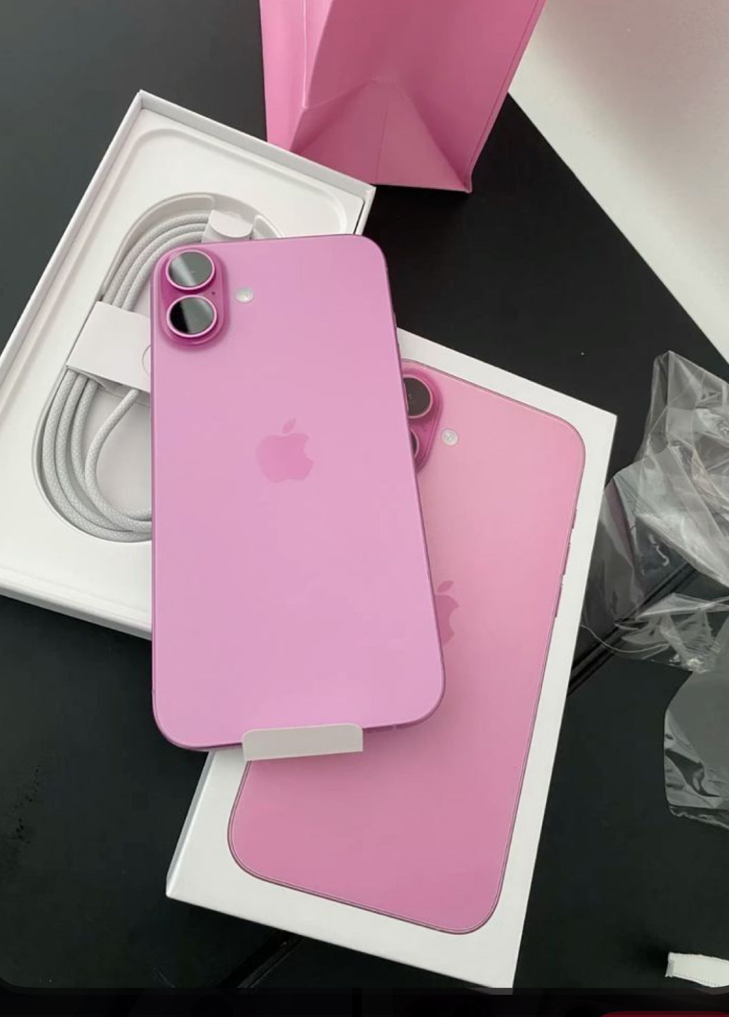 Apple iPhone 16