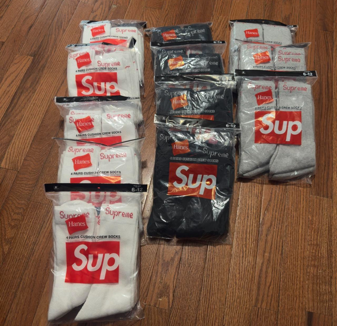 Supreme Socks