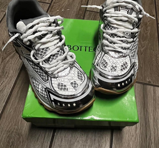 Bottega Veneta