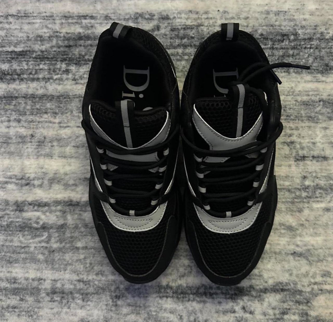 Christian Dior Men's B22
