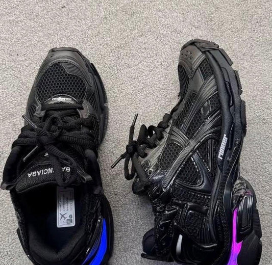 Balenciaga Runner Black LED.