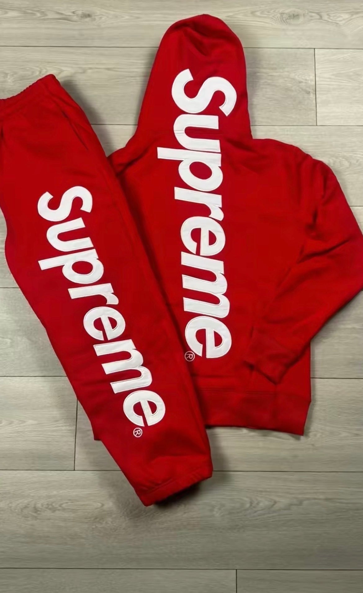 Supreme Set