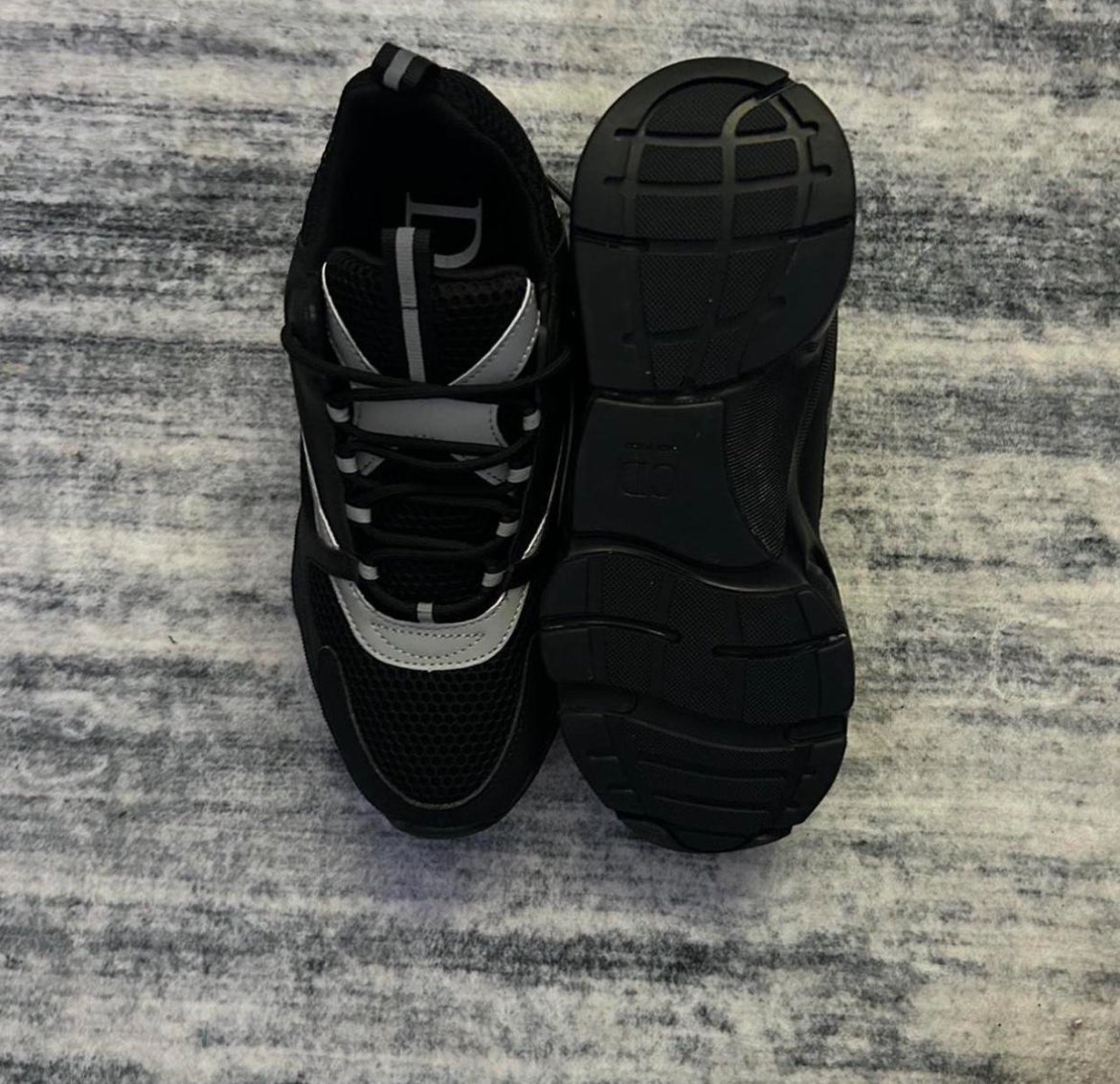 Christian Dior Men's B22