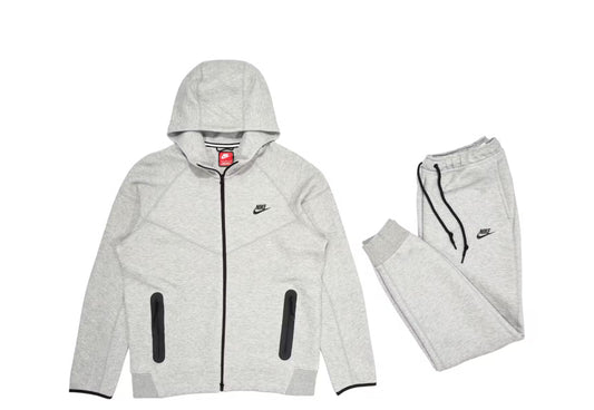 Nike tech Full Set